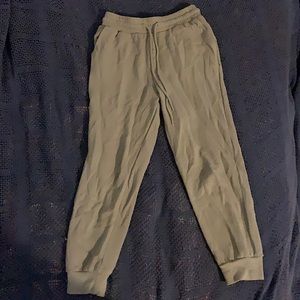 Green garage pants xs
